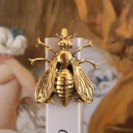 Bookmark Bee